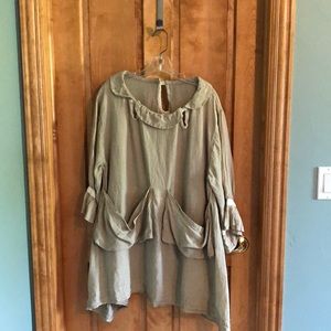 Magnolia Pearl OS Belgian Linen top